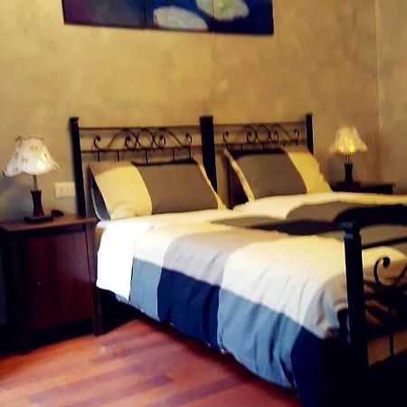 Rome Napoleone Rooms Exterior photo
