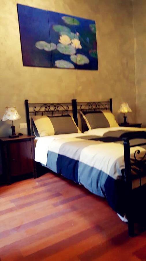 Rome Napoleone Rooms Exterior photo